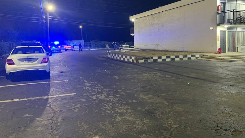 Police investigate deadly shooting at Budgetel Inn & Suites on Victory Drive