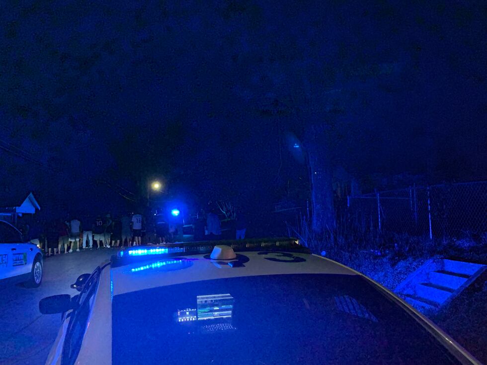 Columbus police on scene of a homicide near Holly Ave in Columbus