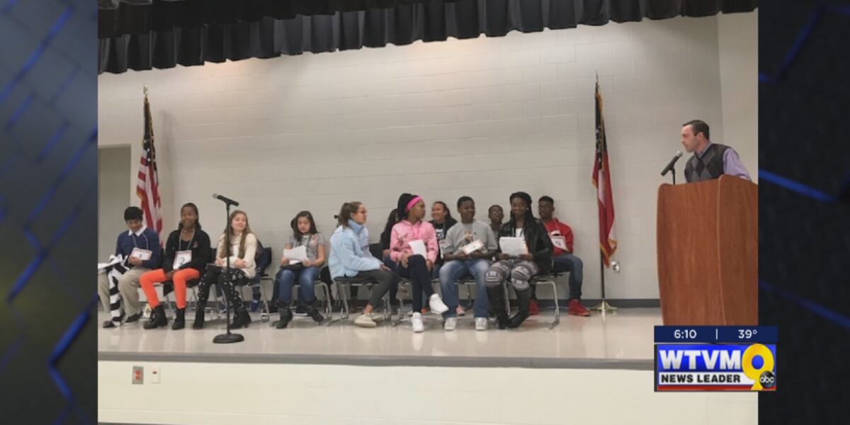 Aaron Cohn Middle School crowns spelling bee winner