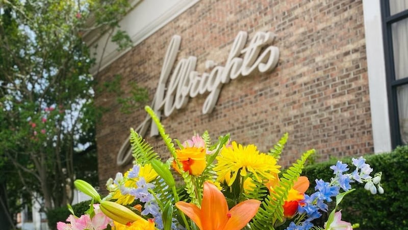 Albright's Flowers, a local florist, is closing after 89 years of service in Columbus.